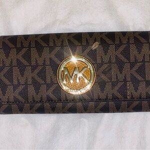 Michael Kors Black and Gold Key Card Holder
